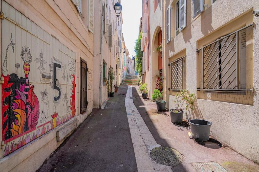 Charmant T2 Au Coeur Du Panier Marseille Exterior photo